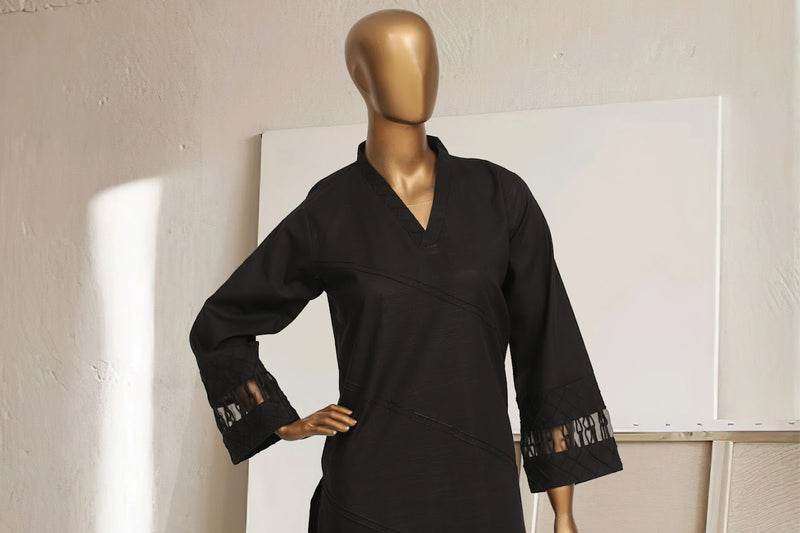 Khaddar Solid Co-ords - Stitched kurti & trouser with Pintex & Dori work - Black